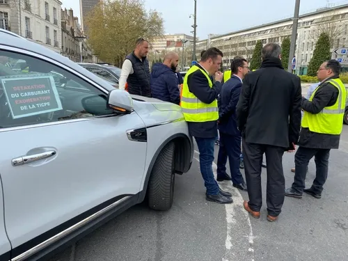 Carburant : La goutte de trop pour les chauffeurs VTC