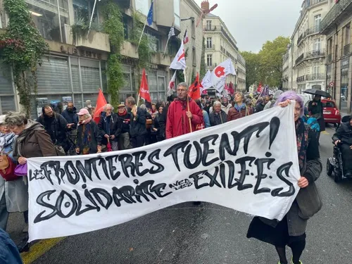 A Nantes, un premier rassemblement contre le projet de centre de...