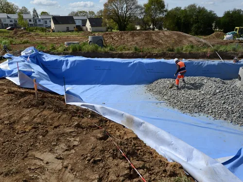 Un "aquatextile" a été installé à Plourin-les-Morlaix, mais...