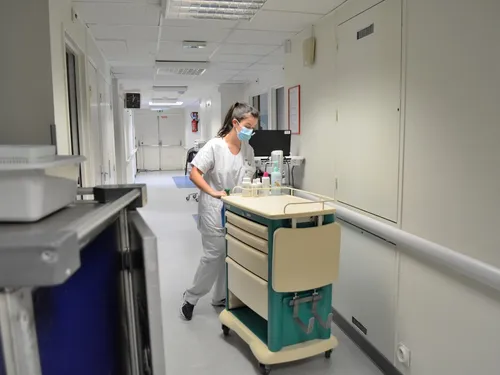 SOS aides-soignants : la région Bretagne peine à recruter 