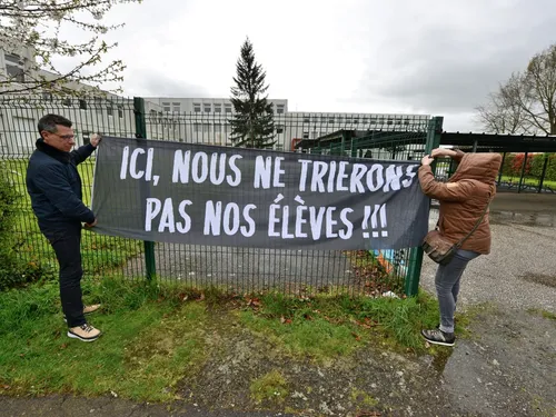 Collège mort. A Rennes, parents d'élèves et professeurs mobilisés...