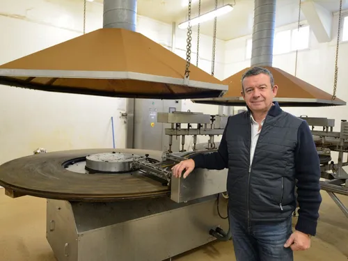 La crêperie Lohéac fait désormais travailler ses salariés, la nuit...