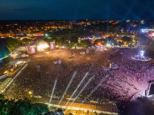 Reporter ou annuler les Charrues pour cause de JO en 2024 :...