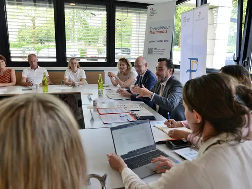 A quoi servent nos impôts ? De Vannes à Nantes, vous avez la parole 