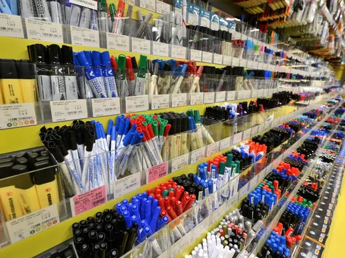 Rentrée scolaire : le "reconditionné" a du succès dans les magasins...