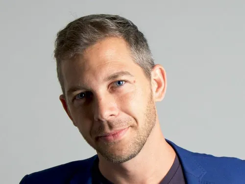 Nantes. Focus sur le livre "Comment J’ai retrouvé Xavier Dupont de...