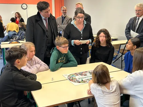 Education. Atelier de sensibilisation au harcèlement dans...