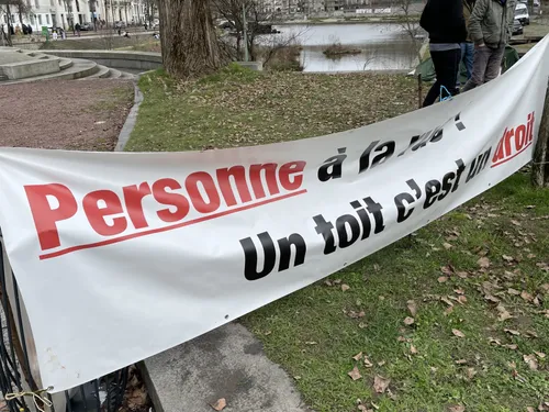 Nantes. Un rassemblement devant la Préfecture, pour le 70è...