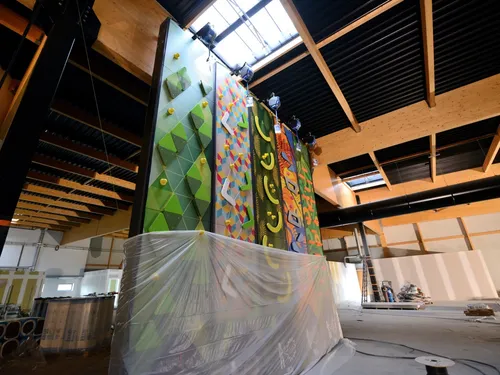 Première en Bretagne. A Quimper, "La Playce" accueillera une vague...