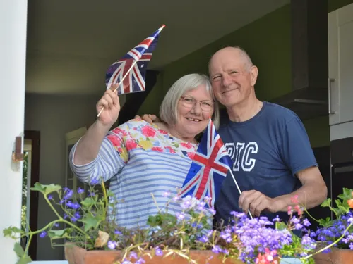 Le Jubilé de la Reine, vu par Lynne et John, deux britanniques...