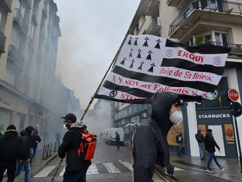 Manifestation des pêcheurs très en colère à Rennes : tensions et...
