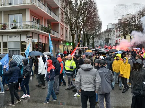 Retraites : les parents doivent s'organiser, les usagers des...