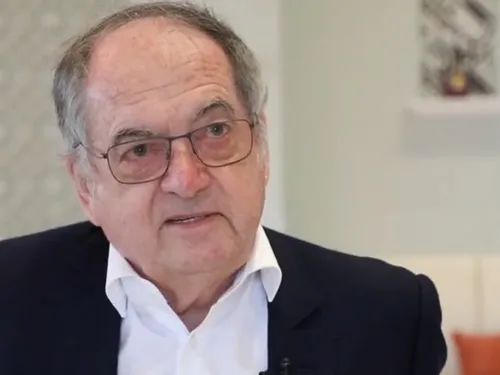 Football. Le breton Noël le Graët poussé vers la sortie...