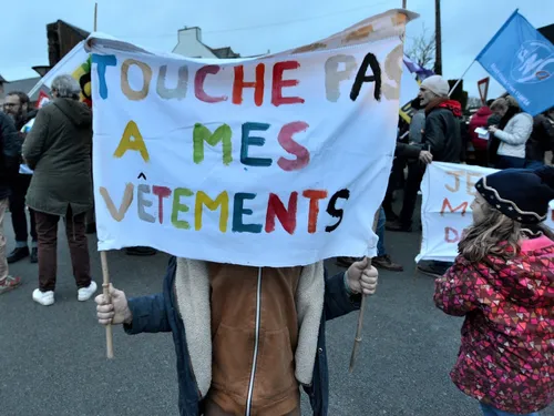 Uniforme unique à Plouisy : le maire demande au Conseil d'école de...