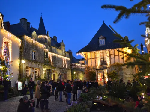 Bretagne. La magie de Noël démarre avec l'illumination de...