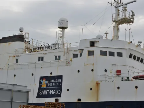 Saint-Malo. Une chaîne humaine pour refuser la pêche industrielle