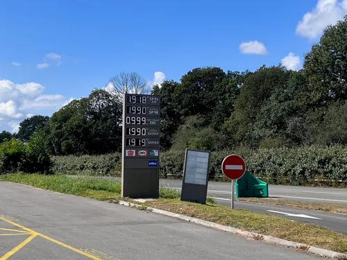 Prix de l'essence : "nous ne sommes pas des vaches à lait !"