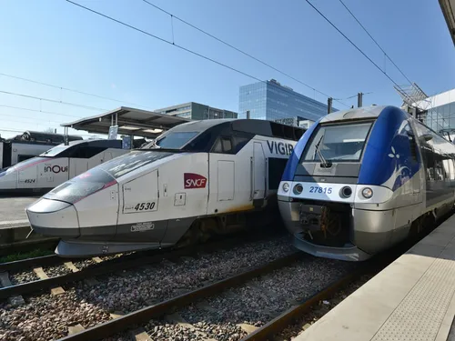 SNCF : Le "Deux trains sur une même voie" expérimenté en gare de...