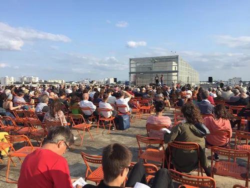 Se retrouver et se mobiliser : l'Université d'Eté des mouvements...
