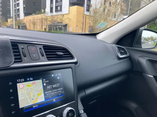 Fini la carte verte d’assurance sur le pare-brise des voitures :...