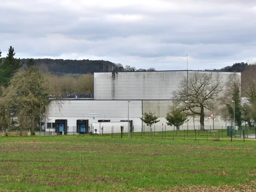  Ploërmel  : 300 suppressions de postes chez Yves Rocher et des...