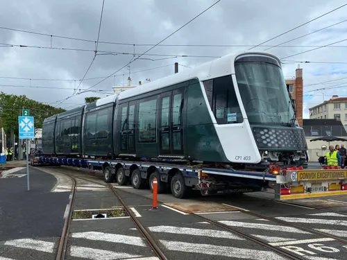 Nantes : La première rame du nouveau tram est arrivée !