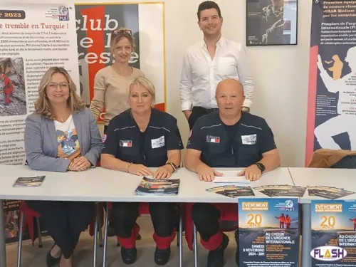 Les Pompiers de l'Urgence Internationale célèbrent leurs 20 ans 