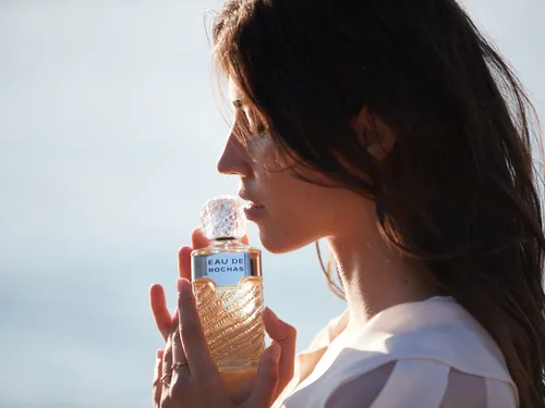 EAU DE ROCHAS, MODERNITÉ INTEMPORELLE DEPUIS 1970