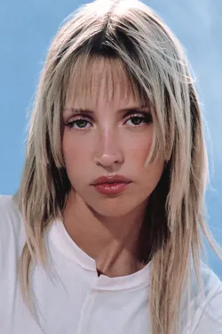 Angèle dévoile Instinct, son nouvel album électro-pop