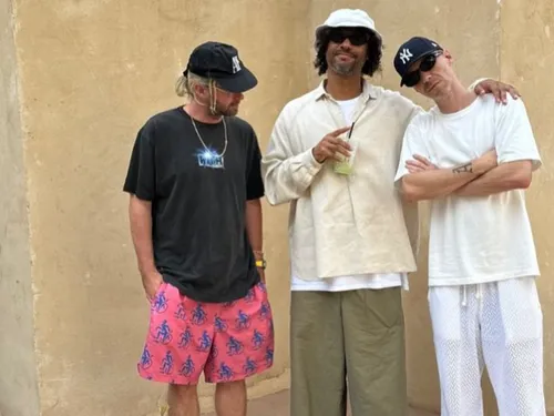 Avec "Move", Adam Port a bel et bien sorti le tube de l'été 