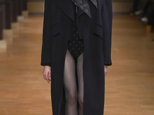 FG CHIC : Véronique Leroy, le regard atypique de la mode    