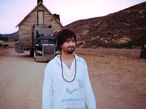 Tame Impala avec l'immense star de K-Pop Jennie pour le remix de...