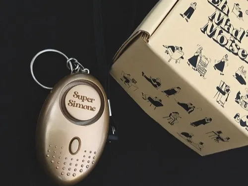 Super Simone, le nouveau gadget intelligent pour une soirée encore...