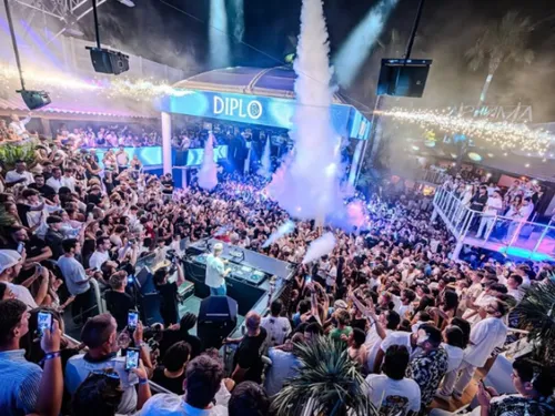 L'Amnesia Cap d'Agde lance sa saison estivale ce week-end avec...