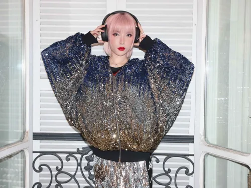 FG CHIC : ASABELLA — La mannequin qui fait vibrer les platines 