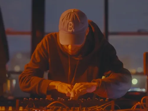 Boston Bun enchaîne avec l'excellent SAVE ME 