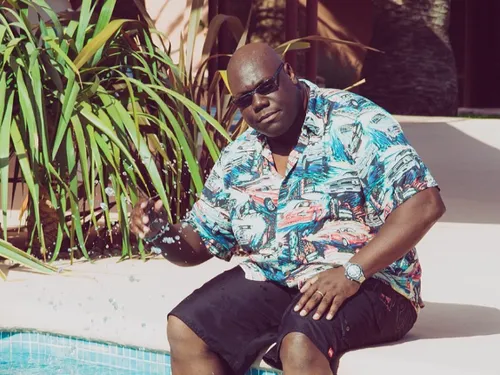 Carl Cox critique le succès basé sur les réseaux sociaux