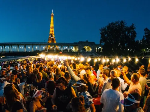 Des croisières disco vont voguer tout l’été sur la Seine 