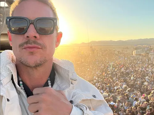 Diplo rend hommage au label Ed Banger et à Justice 