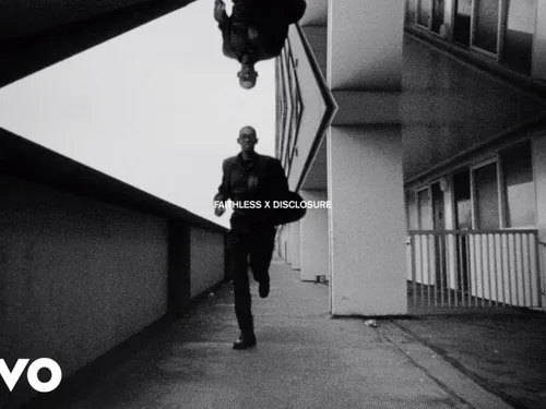 Pour les trente ans d'Insomnia de Faithless, un super edit signé...