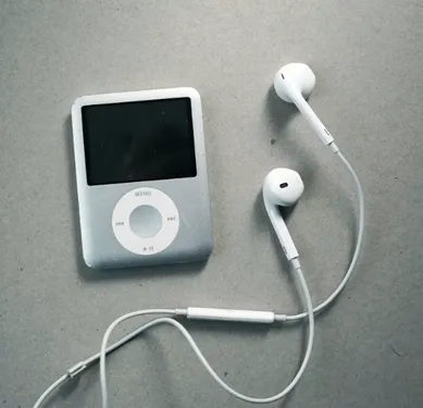 Quand la Gen Z redécouvre l’iPod