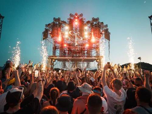 Insane Festival 2026 revient à Apt du 14 au 16 mai 2026 !