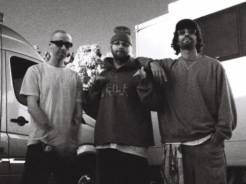 Le phénomène Keinemusik dévoile le très attendu Say What