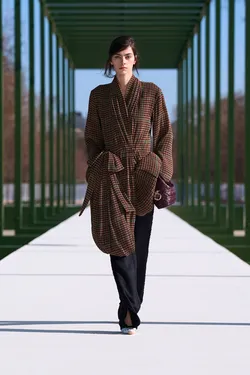 FG CHIC : Dior – L’automne-hiver 2026-2027 au fil de l’eau 