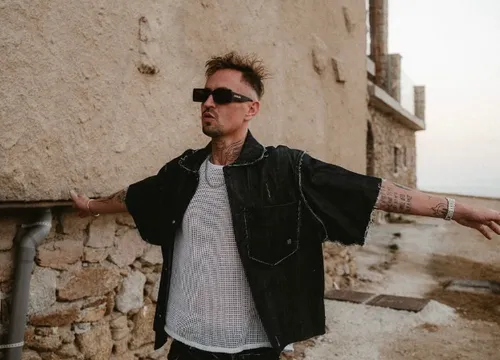 Robin Schulz revisite le tube planétaire Lean On pour ses 10 ans