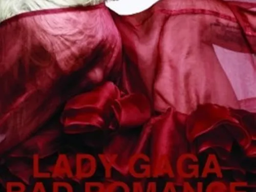 LADY GAGA - BAD ROMANCE