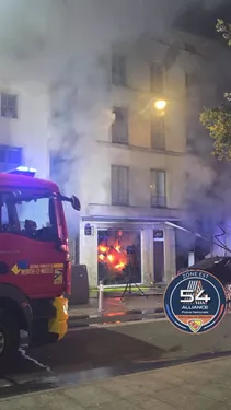 Incendie rue Saint-Nicolas à Nancy : un commerce détruit, plusieurs...