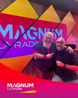 SCOTT RIDER EN INTERVIEW DANS CLUB MAGNUM