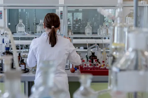 Cancers pédiatriques : la course contre la montre de la recherche