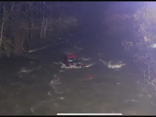 Accident : Deux jeunes saufs après une chute dans la rivière